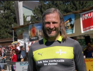64-jähriger Ybbstaler Pfarrer hielt Elfer in Ligaspiel